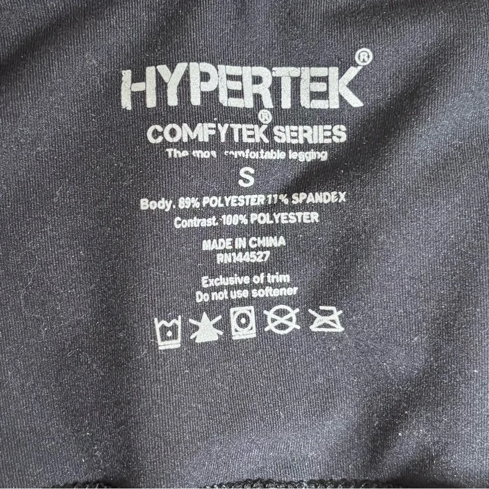 Hypertek Comfytek Series High-Waisted Leggings with Eyelet Detail Size Small
